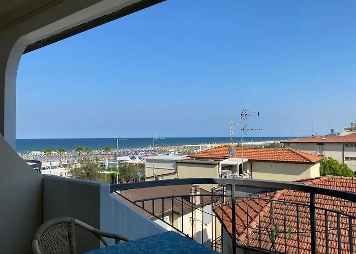 Moderno - Hotel 3*