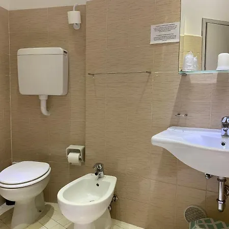 호텔 Moderno - 체르비아