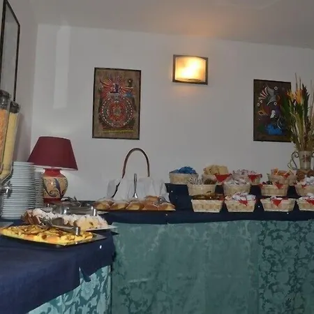 Moderno - 3*