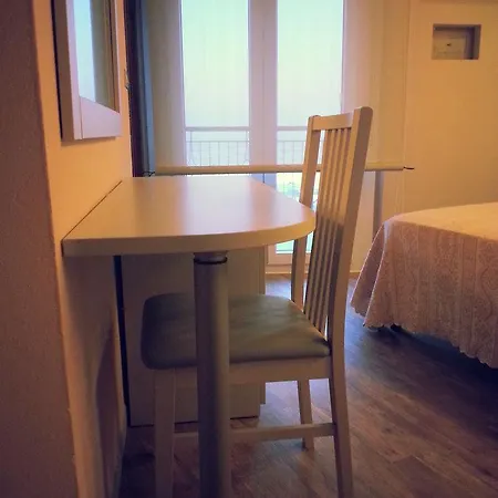 Moderno -