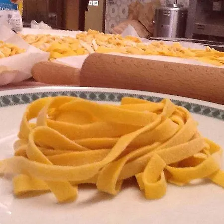 ホテル Moderno - チェルヴィア