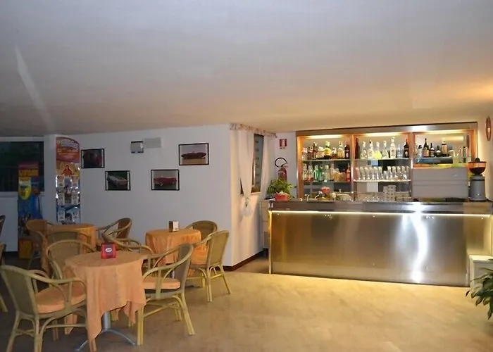 Moderno - 3*